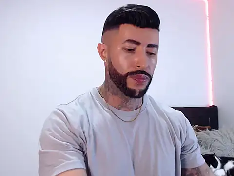 andrea de lucaa online show from 10-09-25, 03:29