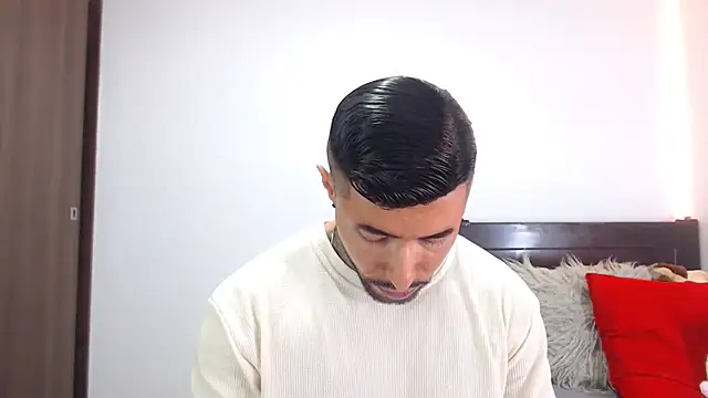 andrea de lucaa online show from 02-17-26, 02:31