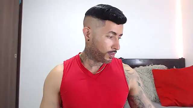 andrea de lucaa online show from 02-12-26, 03:17