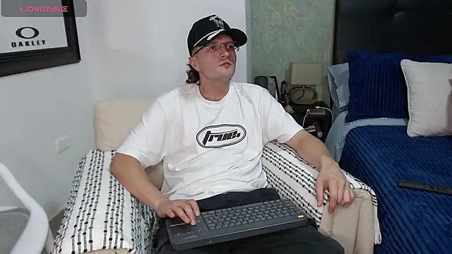 steve hornyboy online show from 10-18-25, 12:56