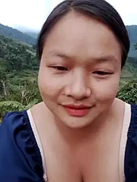 Snapshot of girl-babi chatting on 10-21-25, 08:58 girl-babi online show from 10-21-25, 08:58