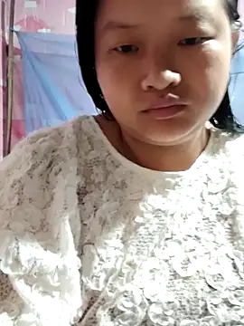 girl-babi online show from 07-22-26, 12:45