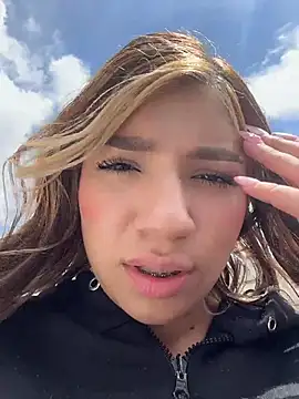 Snapshot of Isabella18_pink chatting on 06-04-26, 05:28 Isabella18 pink online show from 06-04-26, 05:28