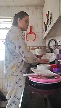 lindasyt online show from 12-15-25, 04:24