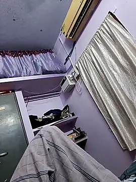 Snapshot of maddy3108 chatting on 09-27-25, 11:49 maddy3108 online show from 09-27-25, 11:49