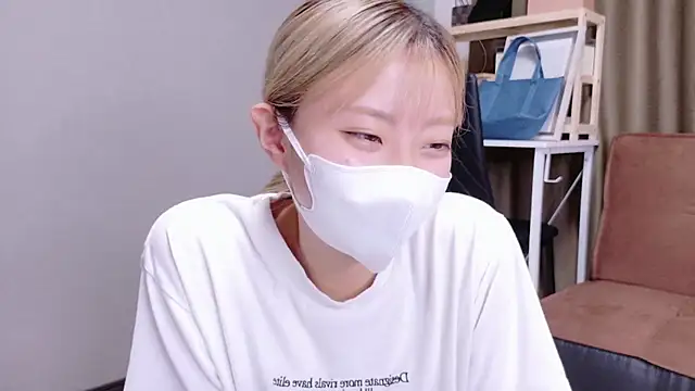 Nana  ch online show from 10-07-25, 05:08