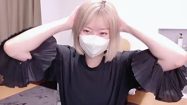 Snapshot of Nana__ch chatting on 05-12-26, 04:24 Nana ch online show from 05-12-26, 04:24