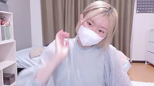 Snapshot of Nana__ch chatting on 05-18-26, 04:12 Nana ch online show from 05-18-26, 04:12