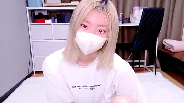 Nana  ch online show from 12-03-25, 05:41