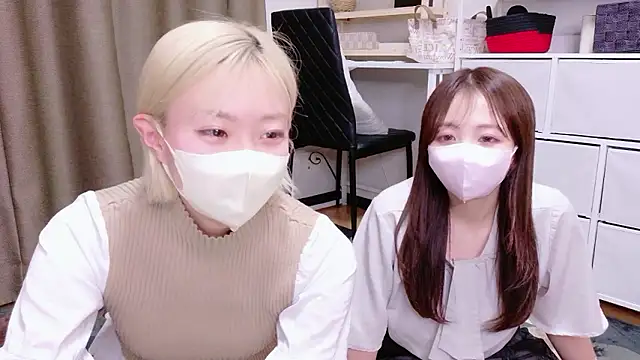 Nana  ch online show from 02-28-26, 03:11