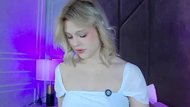 CaitlinSugar online show from 10-06-25, 04:46