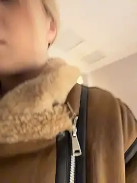 CaitlinSugar online show from 02-10-26, 04:22