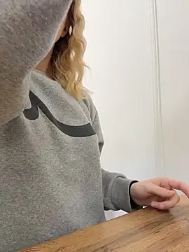 CaitlinSugar online show from 02-03-26, 04:21