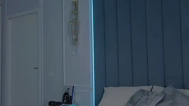 VioletAsh online show from 04-09-26, 04:25