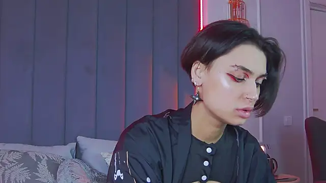 VioletAsh online show from 10-23-25, 04:33