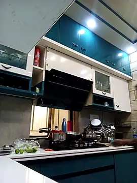 Snapshot of Sneha16 chatting on 09-23-25, 03:57 Sneha16 online show from 09-23-25, 03:57