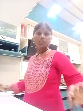 Snapshot of Sneha16 chatting on 09-14-25, 05:41 Sneha16 online show from 09-14-25, 05:41