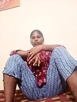 Snapshot of Sneha16 chatting on 09-09-25, 04:27 Sneha16 online show from 09-09-25, 04:27