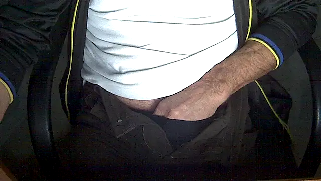 velikifant7 online show from 02-22-26, 05:32