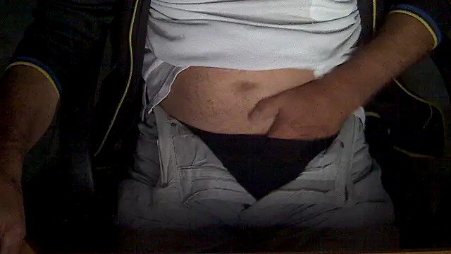 Snapshot of velikifant7 chatting on 11-10-25, 05:12 velikifant7 online show from 11-10-25, 05:12