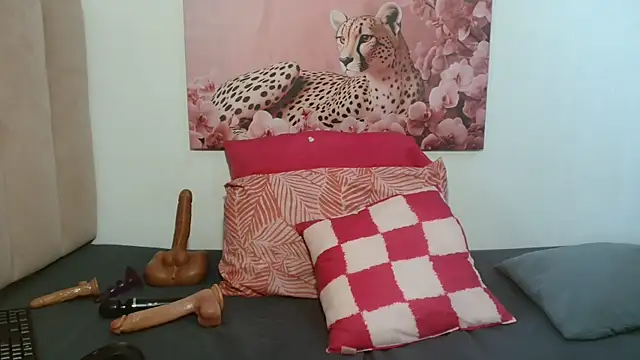 GorillaGripCunt77 online show from 03-10-26, 06:50