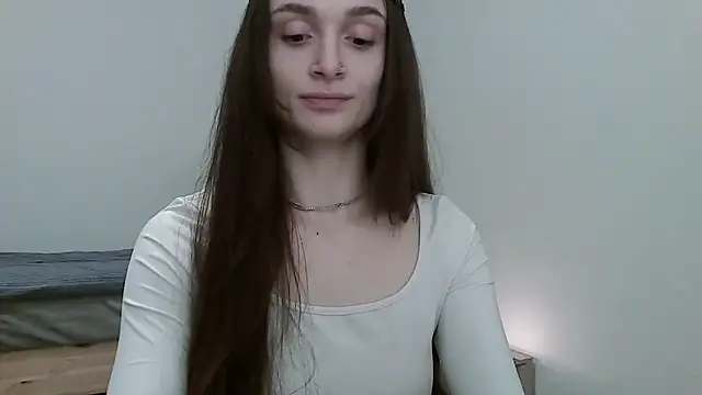   Leyla   online show from 11-29-25, 07:47