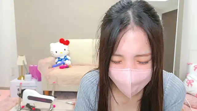 Snapshot of riri__nyan_o0 chatting on 07-12-26, 12:44 riri nyan o0 online show from 07-12-26, 12:44