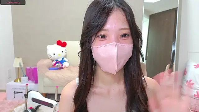 Snapshot of riri__nyan_o0 chatting on 07-19-26, 05:38 riri nyan o0 online show from 07-19-26, 05:38