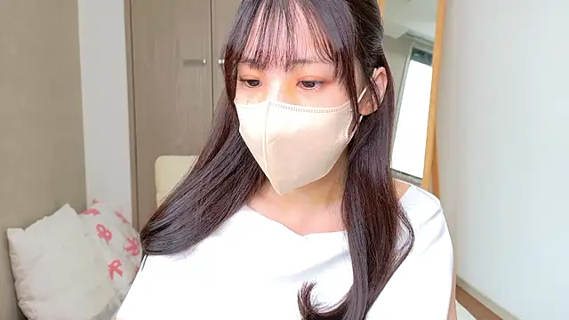 riri  nyan o0 online show from 04-17-26, 05:10