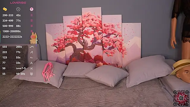 KissieKat online show from 10-08-25, 08:27