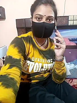 Priyanka Pal online show from 11-14-25, 04:10