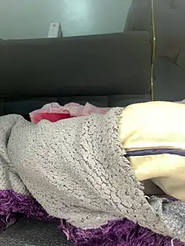 Snapshot of ewatyu chatting on 02-17-26, 08:17 ewatyu online show from 02-17-26, 08:17