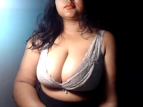 Snapshot of PatnakiRitu1 chatting on 03-29-26, 11:28 PatnakiRitu1 online show from 03-29-26, 11:28