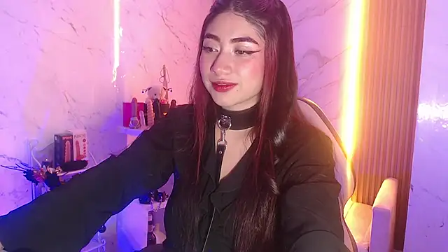 Sophia tf online show from 02-17-26, 03:37