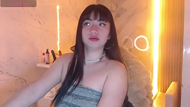 Snapshot of Sophia_tf chatting on 09-26-25, 01:18 Sophia tf online show from 09-26-25, 01:18