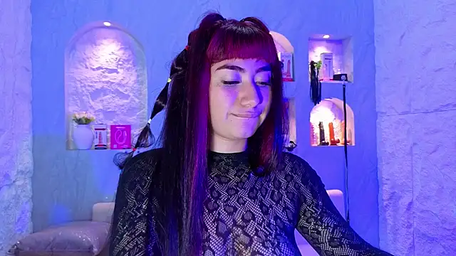 Sophia tf online show from 03-19-26, 03:39