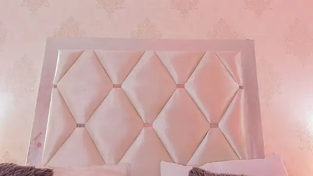 Snapshot of SeleneCarter chatting on 07-04-26, 10:36 SeleneCarter online show from 07-04-26, 10:36