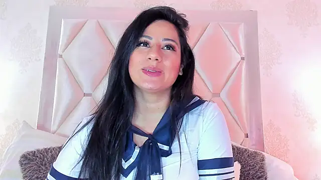 Snapshot of SeleneCarter chatting on 07-02-26, 02:23 SeleneCarter online show from 07-02-26, 02:23