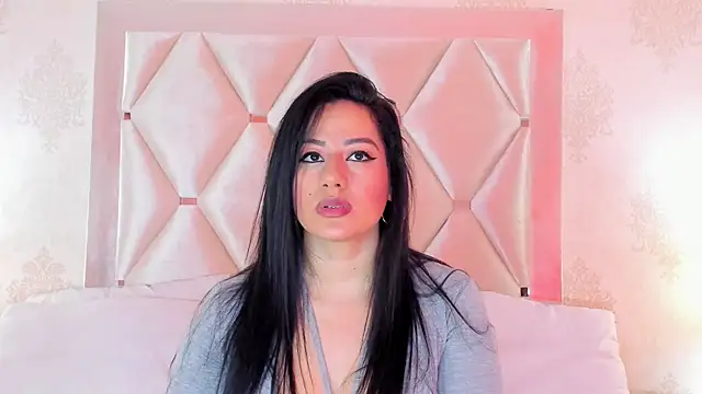 Snapshot of SeleneCarter chatting on 06-06-26, 02:17 SeleneCarter online show from 06-06-26, 02:17