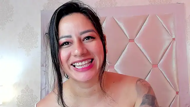 SeleneCarter online show from 12-05-25, 08:17