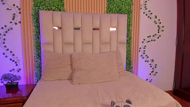 Tiffany Nm online show from 01-18-26, 06:55