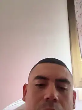 Snapshot of davidxxx099 chatting on 09-21-25, 02:22 davidxxx099 online show from 09-21-25, 02:22