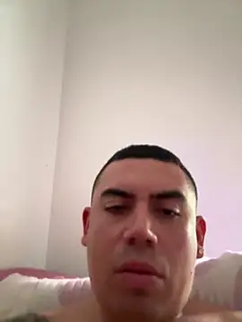 Snapshot of davidxxx099 chatting on 09-28-25, 02:13 davidxxx099 online show from 09-28-25, 02:13