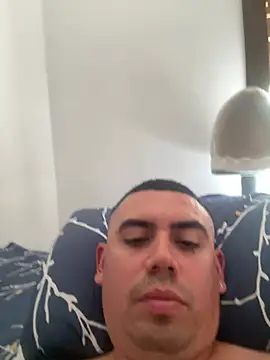 Snapshot of davidxxx099 chatting on 07-23-26, 10:34 davidxxx099 online show from 07-23-26, 10:34