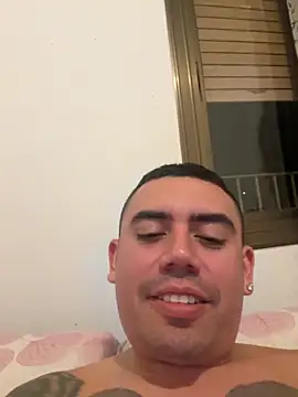 Snapshot of davidxxx099 chatting on 09-27-25, 12:17 davidxxx099 online show from 09-27-25, 12:17