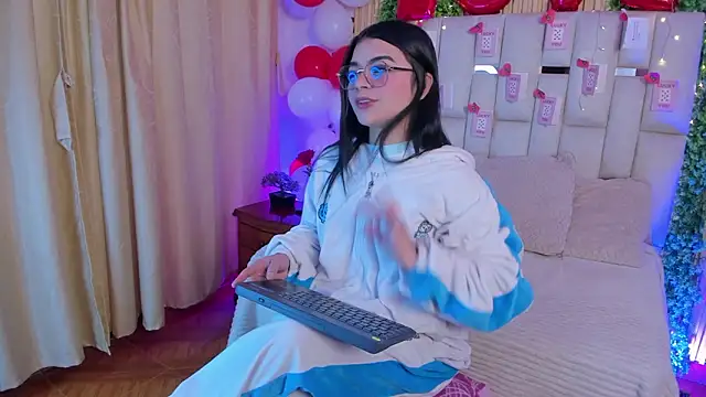 Jade Nmm online show from 02-17-26, 12:46