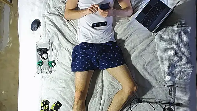 Just2Try online show from 02-21-26, 04:09