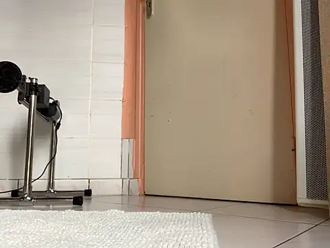 Just2Try online show from 12-17-25, 10:42