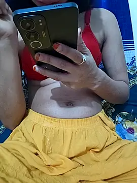 maya-Couple19 online show from 11-26-25, 06:08