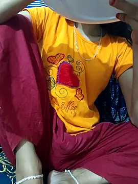 maya-Couple19 online show from 11-18-25, 06:22